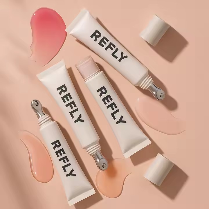 15ml Custom Empty Squeeze Plastic Hydrating Lipstick Tube Lip Balm Lip Gloss Container With Zinc Alloy Metal Applicator